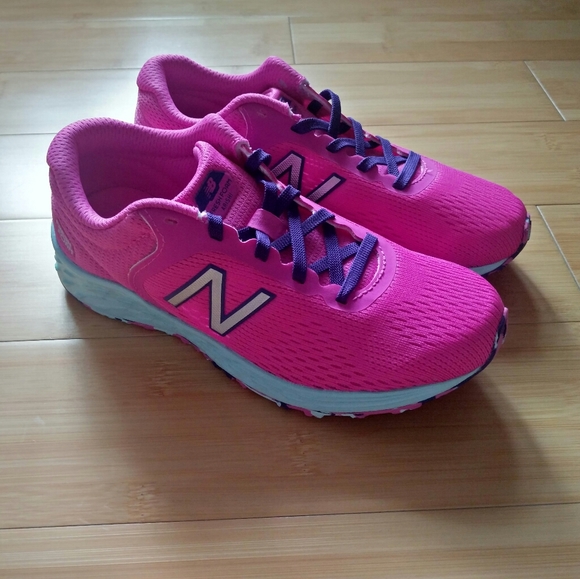 New Balance Other - -NEW- New Balance Fresh Foam Arishi V2 Sneakers